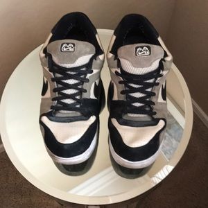 Men’s Nike 6.0 sneaker